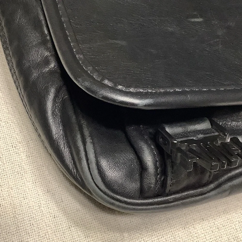 Tumi Black Leather Messenger Bag